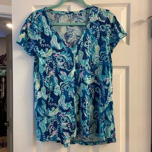 Lily Pulitzer V neck t-shirt
